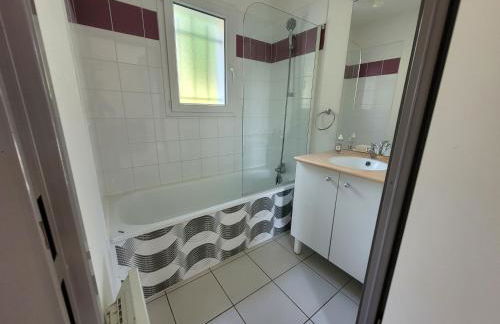 La Maison Bleue, village vacances, piscine, parking - Photo 12