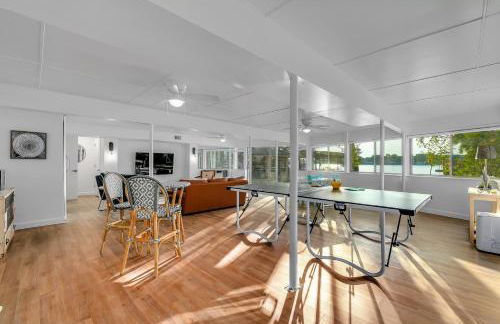 The Shorewood Lakeside Oasis, Pet-Friendly Getaway - Foto 10