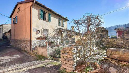 3 Bedroom Cozy Home In Lumarzo - Foto 1