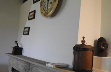 Monte Cucco - Monticello Apartments - Photo 3