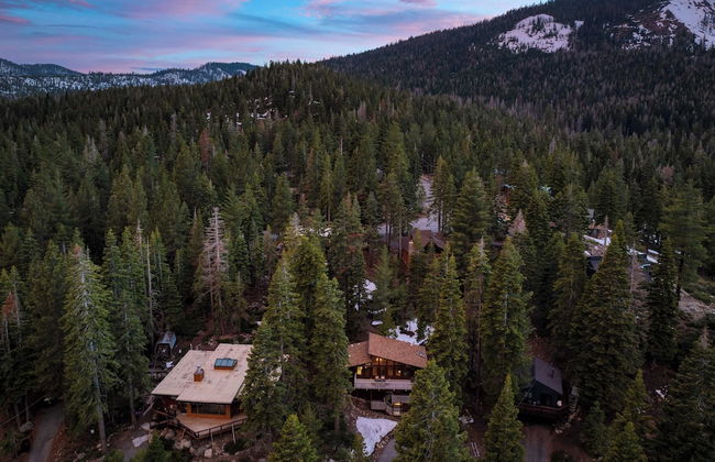 Lake + Beach Access, Pool, Tennis Walk to Chambers Tahoe Timber by Avantstay - Foto 40