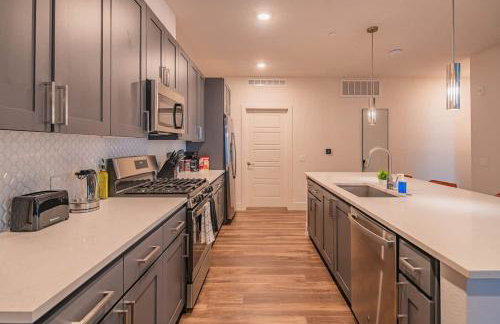 Cozy 1BR Kierland Commons, TPC Golf, Pool, Gym, W-D - Foto 17