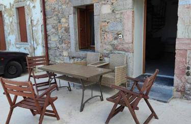 Seafront two-storey house in Kardamyla - Foto 12