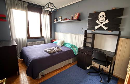 Four Bedroom Chalet with Private Pool in the Heart of Rioja Alavesa - Photo 2