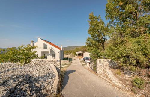 Rustic Villa Florice with a pool - Photo 63