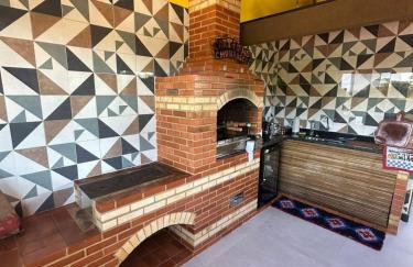 50 metros da praia,Ar condicionado na sala de estar e suíte, Área Gourmet - Photo 13