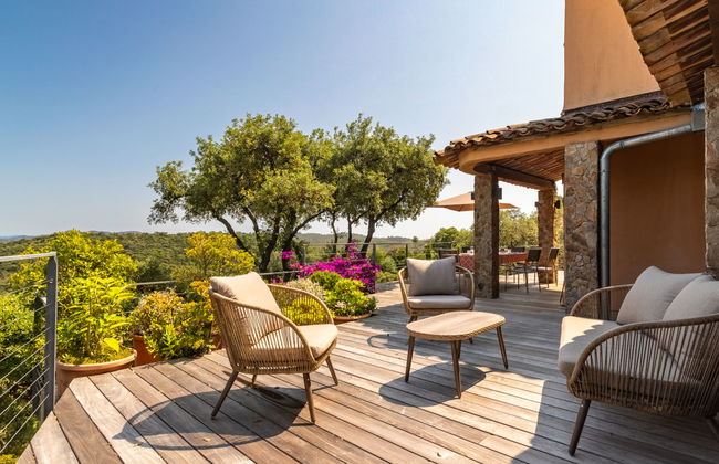 3 bedroom House in Bormes-les-Mimosas with private pool and garden - Photo 4