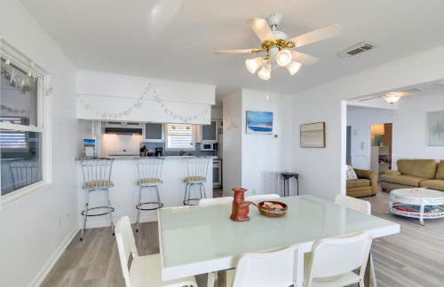 Oceanfront Home with Deck and Views in Galveston! - Foto 9