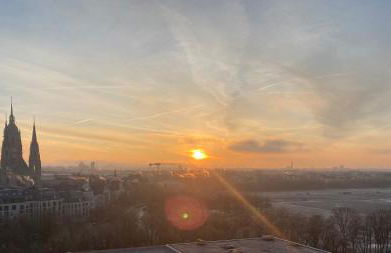 luxurious apartment with amazing view - Photo 1