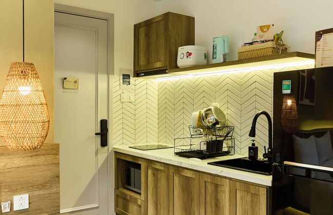 KIN WANDER TAN PHONG, THE MOONAGE - Foto 59