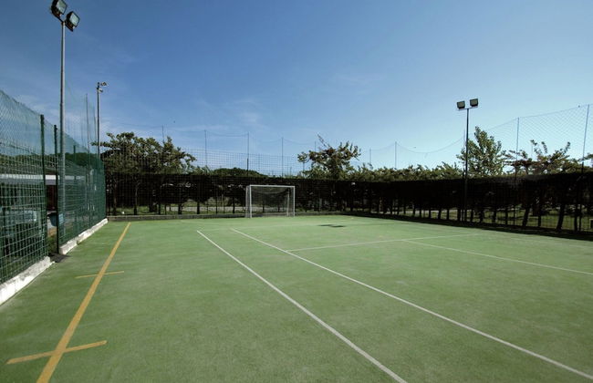 Wooden Chalet with Terrace near Sea - Foto 13