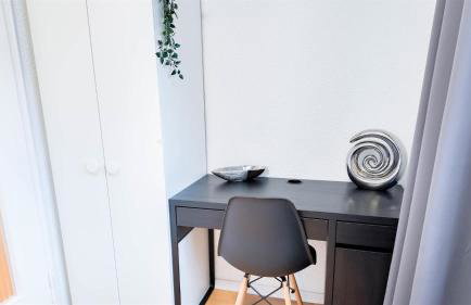 ALFA Apartment Esslingen City Altstadt nahe Stuttgart Messe I 3 Zimmer 5 Betten I Bad I Küche l WIFI & SmartTV I 3BR 5 Beds I Bathroom I Kitchen - Foto 21