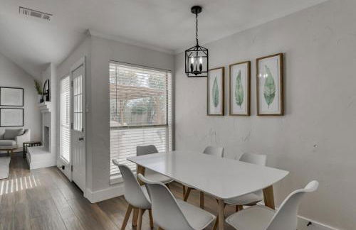 The Prestige Poolside Escape - 5BR with Cinema & Gaming - Foto 11