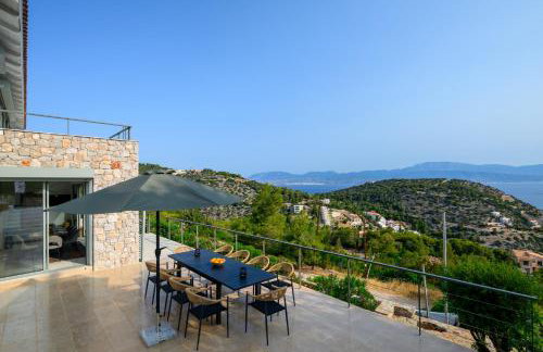 Newly Renovated Villa with Panoramic Sea Views - Foto 23