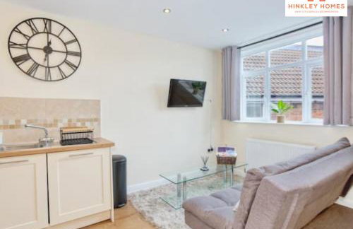 City Centre - HPC links - 5 - Parking By Hinkley Homes Short Lets & Serviced Accommodation - Foto 3