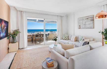 VACATION MARBELLA I Puerto Banus Sea Front, Best View, 24-7 Security, Pool - Photo 36