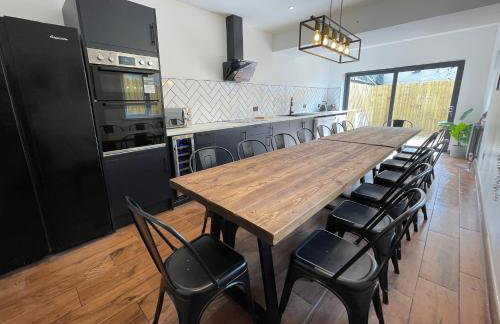 Central House-16 People+Hot Tub - Foto 17