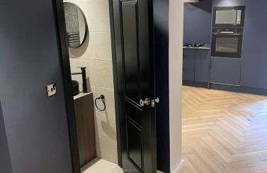 Otter Hollow - a spacious central apartment - Photo 13