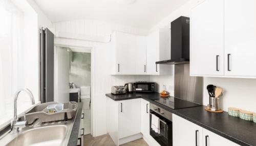 Oldbury House - Bespoke for Contractors - Foto 3