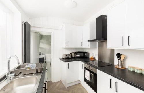 Oldbury House - Bespoke for Contractors - Foto 3