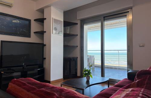 RIVIERA PALACE - TRILO SEA FRONT- Premium Villas - Foto 3