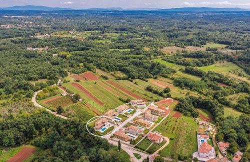 Villa LunIstra in Central Istria for 10 people with private pool & kids playground - Foto 13