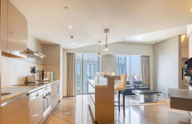 Elegant 1BR Near Wafi Mall Central Dubai Stay - Photo 4