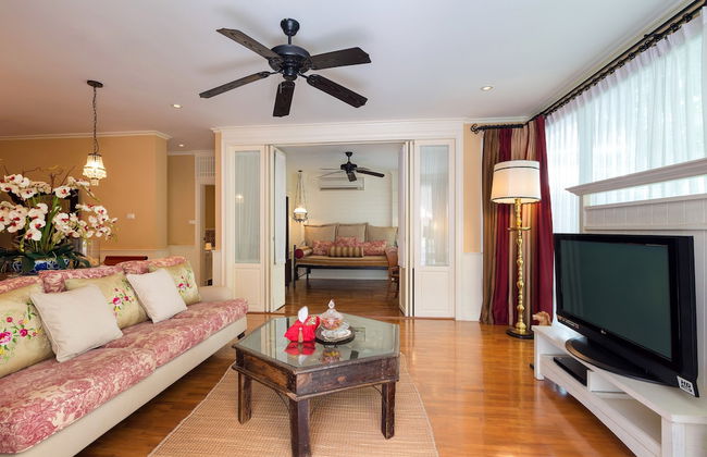 Baan Sanpleon Beachfront Condominium - Photo 44