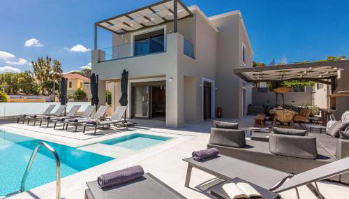Lagoon Seabreeze Villa, Sumptuous Retreat, By ThinkVilla - Foto 1