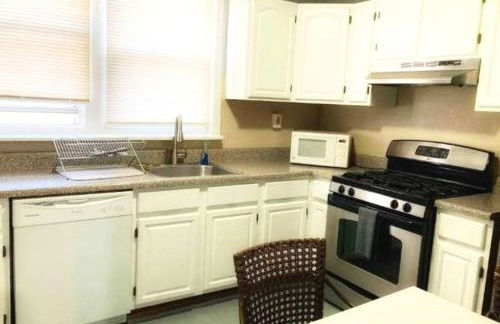 Clover 2900 - Apartment and Rooms with Private Bathroom near Washington Ave South Philly - Foto 12