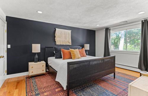 Walk to the Beach - Modern Home with FirePit and Bikes - Foto 12