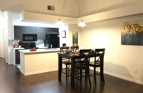 10min to Disney parks new condo free wifi & pool - Foto 29