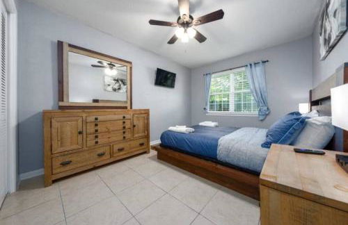 The Breezy Blue View with hot tub and pool - Foto 9