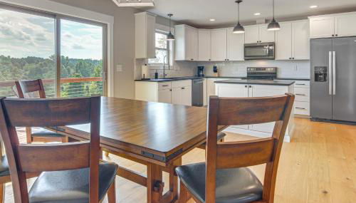 5 Mi to Dtwn, Stunning Views Weaverville Retreat! - Foto 3