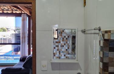 Lindo Apartamento, WiFi Rápido, 2 Banheiros, Suíte, Sala Confortável, Cozinha Completa, Microondas, Entrada Privativa, Perto do Shopping Pátio Matosinhos, 5 min do Centro Histórico - Foto 36