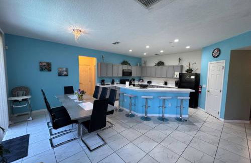 4 Bedroom games room hot tub and pool close to parks - Foto 58