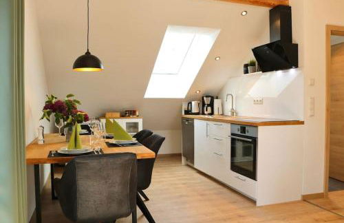 Moderne DG-Wohnung im Günztal - Foto 1
