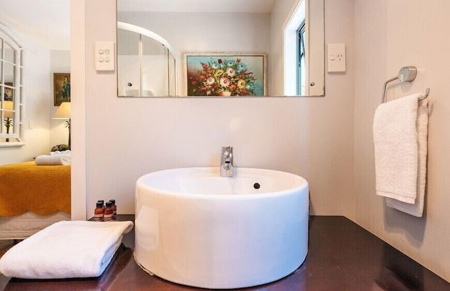 The Vintage Cottage - Photo 14