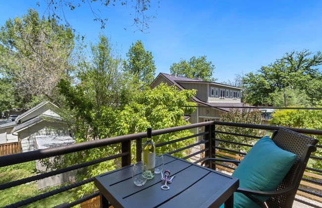 Industrial Old Town Bungalow W/ Free Cruiser Bikes - Photo 21