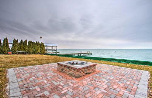 Waterfront Home with Shared Dock on Lake St Clair! - Foto 21