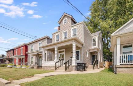 Charming 2nd-Floor Flat 3BR 2BA Free Parking - Foto 48