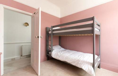 Spacious House nr Castle Beach Parking & Sauna - Foto 23