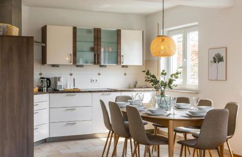 Step Apartments - Large, Luxurious and Central - Foto 2