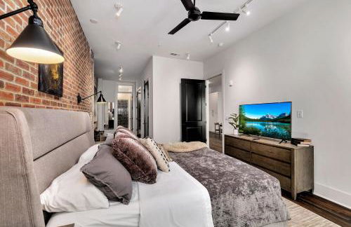 Downtown loft w parking & rooftop Apt 102 - Foto 10