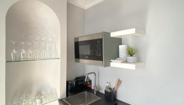 Charm & Comfort Apartment - Heart of Montmartre - Foto 4, stove