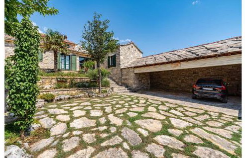 3 Bedroom Beautiful Home In Lisicic - Foto 15