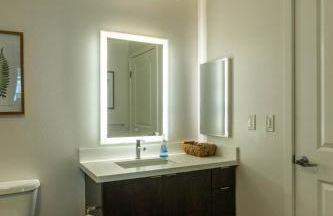 Cozy and Calm Retreat in Heart of Glendale - Foto 21