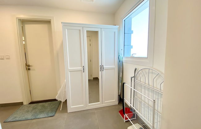 Marco Polo - Pastel Studio with Stunning Aerial City Views - Photo 22