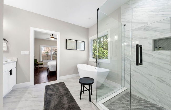 Twin Homes - 8 Bedroom Retreat In Central ATL - Foto 3