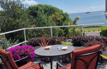 Blue Hills Luxury Apartment, Bay Front with Parking - Foto 1